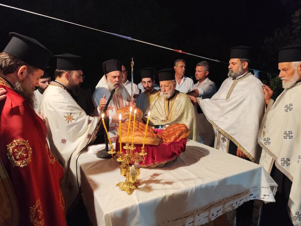 Ο Θεσσαλιώτιδος Τιμόθεος στον πανηγυρικό Εσπερινό στον Πρόδρομο Καρδίτσας