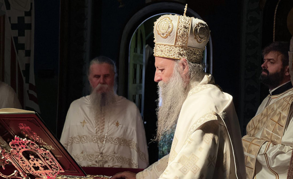 Патријарх Порфирије богослужио у манастиру Ваведња Пресвете Богородице