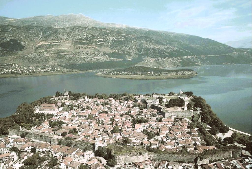 ΥΠΠΟ: Με εντατικούς ρυθμούς εξελίσσονται οι εργασίες στο Ιτς Καλέ, στο Κάστρο Ιωαννίνων