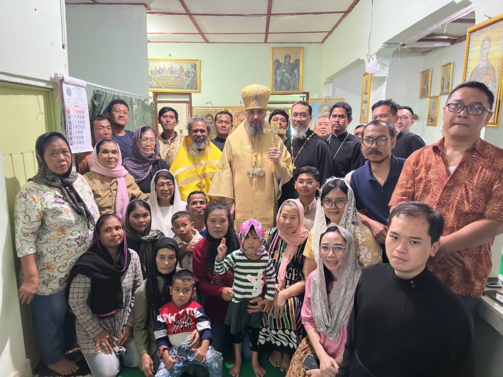 Патриарший экзарх Юго-Восточной Азии совершил Литургию в индонезийском городе Соло