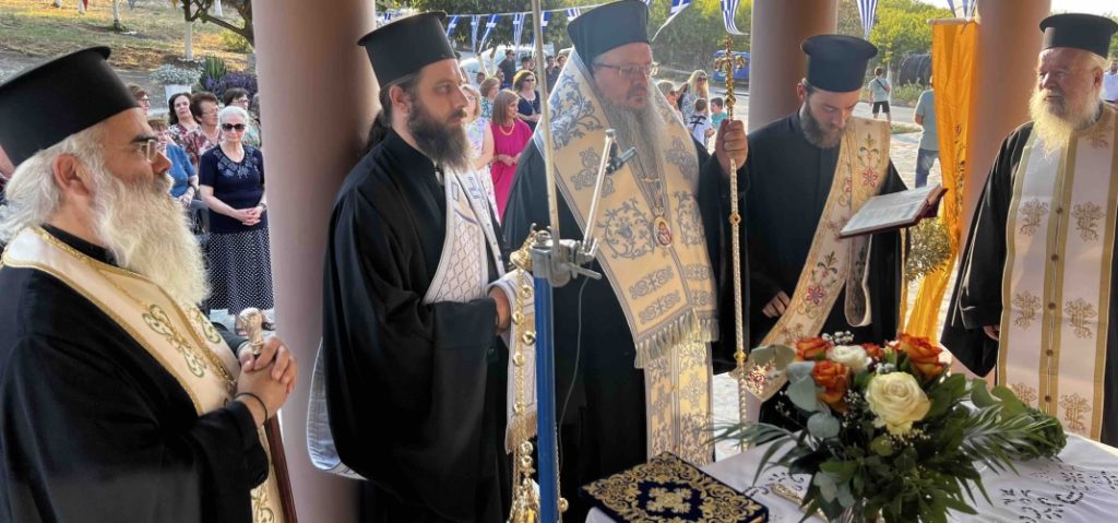 Θυρανοίξια του Ιερού Παρεκκλησίου της Παναγίας των Βλαχερνών και Ιερά Παράκληση στην Τερψιθέα Λαρίσης