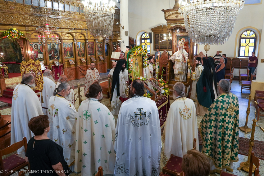 Λαμπρή πανήγυρις για τον πολιούχο της Ναούσης, Όσιο Θεοφάνη τον Θαυματουργό