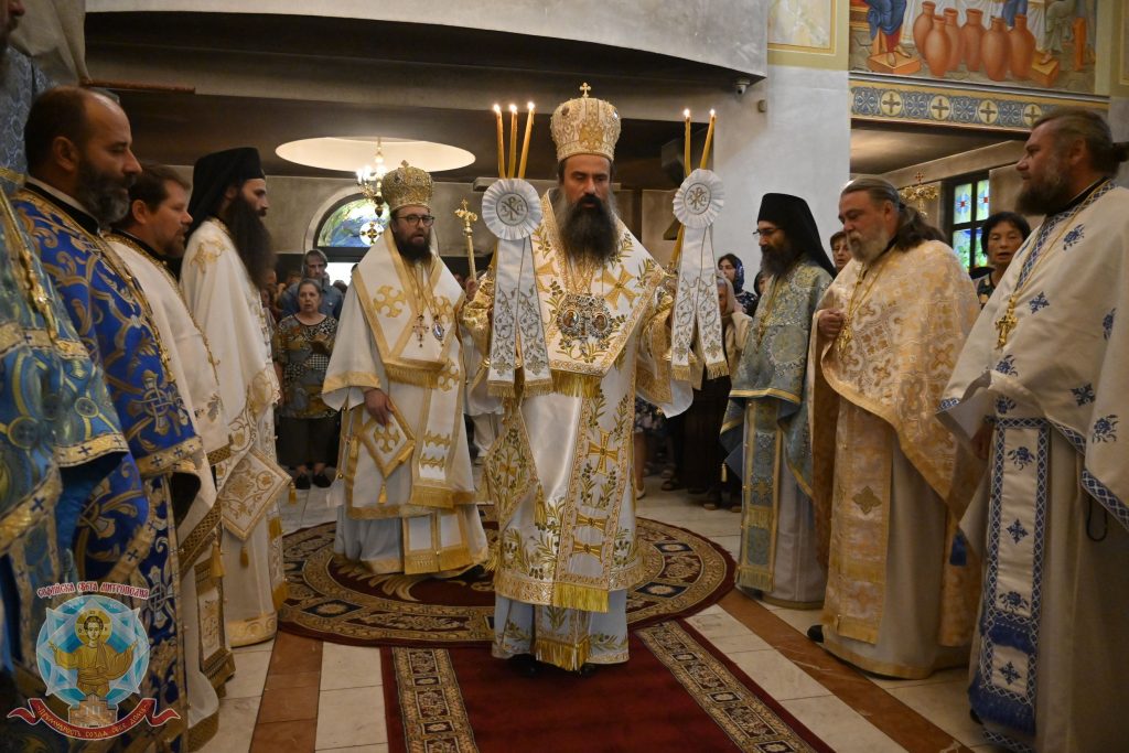 Патриаршеска света Литургия за празника Рождество Богородично