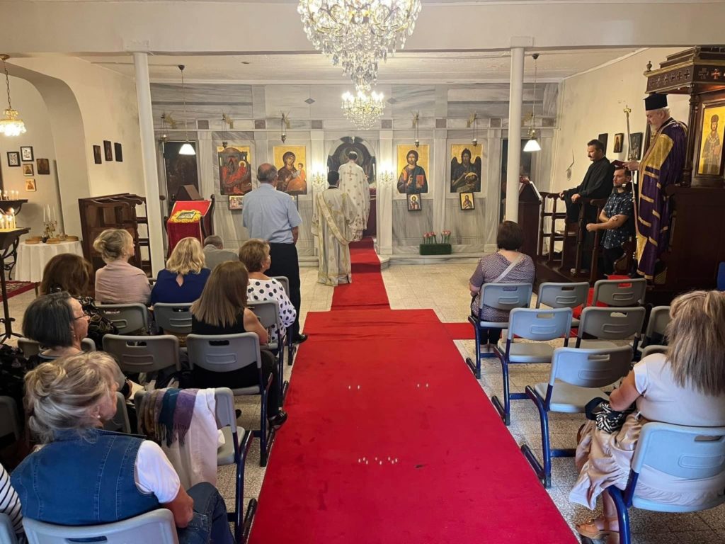 Elder Metropolitan Emmanuel of Chalcedon officiates at the Sacred Spring of Panagia Göksu