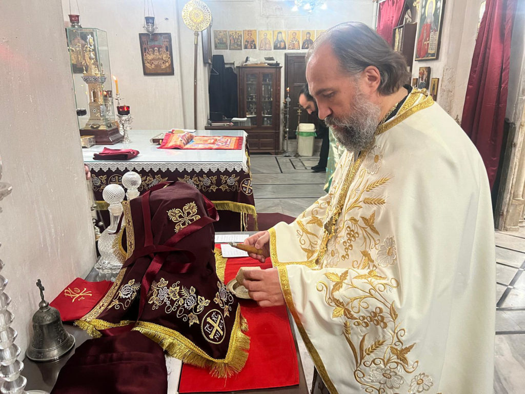 Начальник Русской духовной миссии совершил Литургию на севере Израиля в Акко