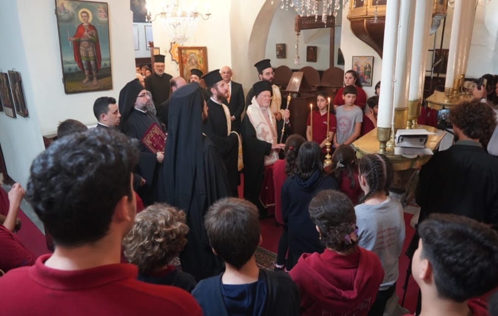 البطريرك المسكوني التعليم الرومي هو المسيح واللغة اليونانية