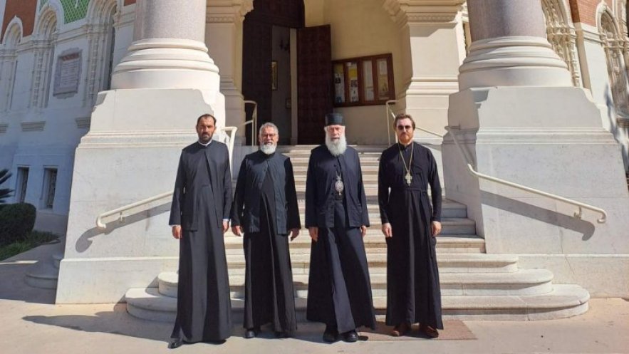 Епископ Алексеј посетио руски храм Светог Николе у Ници (ФОТО)