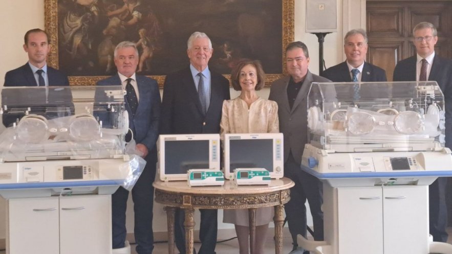 Принцеза Катарина уручила медицинску опрему болницама у Алексинцу и Врању (ФОТО)