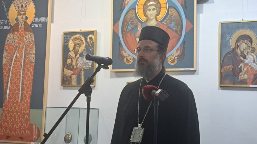 Епископ Тихон отворио изложбу “Све што дише нека хвали Господа” (ФОТО)
