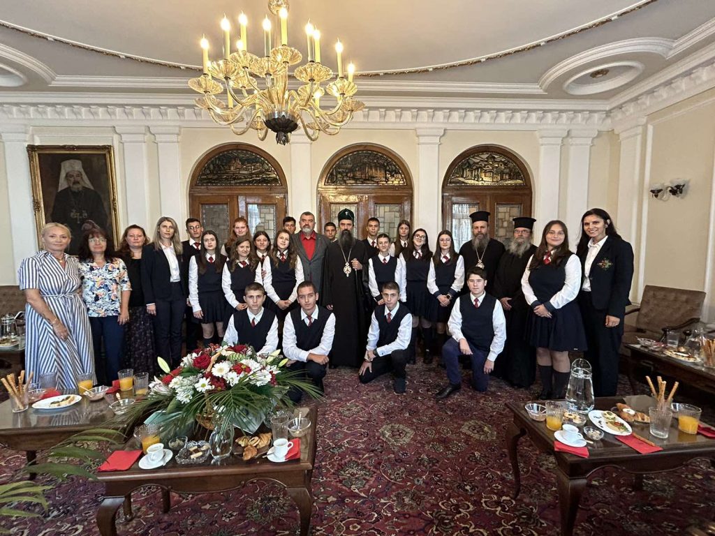 Патриарх Даниил се срещна с ученици от ПГ по МСС „Пейо Яворов“, гр. Гоце Делчев