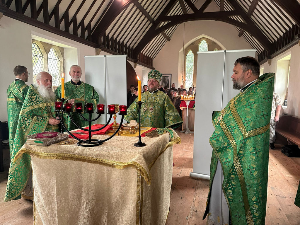Епископ Сурожский Матфей совершил в Северном Уэльсе Литургию на месте подвигов древнехристианской мученицы