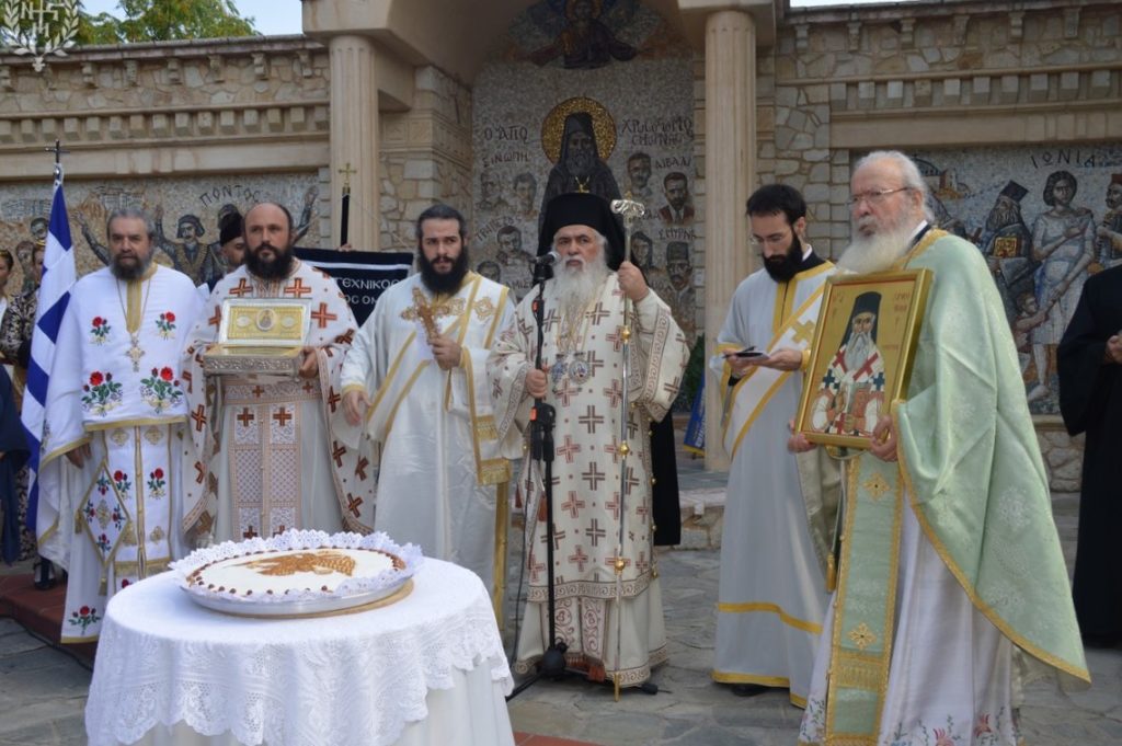 Ο Νεαπόλεως Βαρνάβας τέλεσε μνημόσυνο υπέρ «των εν Μικρά Ασία αδίκως τελειωθέντων και σφαγιασθέντων»