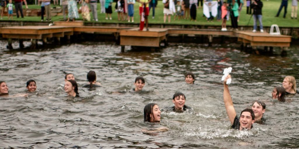 Holy Cross Greek Orthodox Church in Macon, Georgia Hosts 3rd Annual Pan-Orthodox Cross Dive
