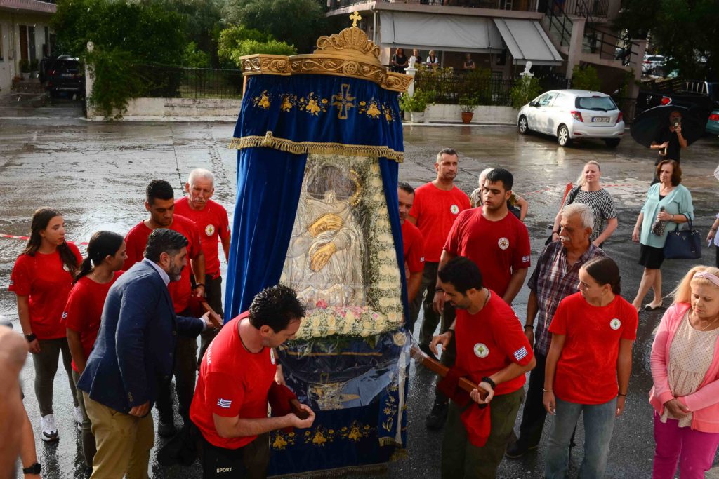 Η Καλαμάτα υποδέχθηκε την Παναγία τη Δημιοβίτισσα