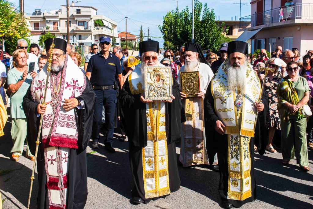 Πλήθος πιστών για την Ιερά Εικόνα της Παναγίας Βουλκανιώτισσας στη Μεσσήνη