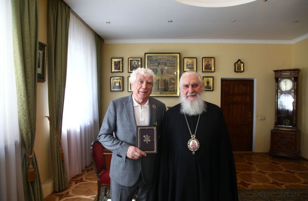 Митрополит Климент провел рабочую встречу с президентом торгового дома «Библио-Глобус» Б.С. Есенькиным