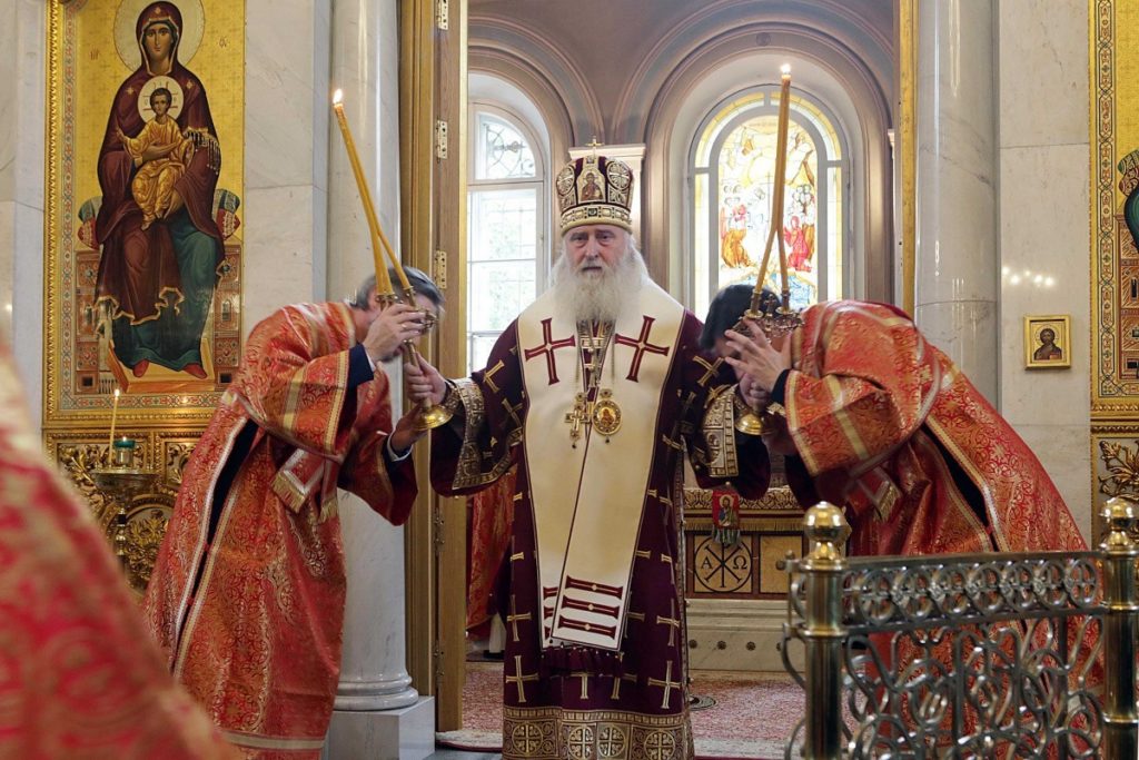 Председатель Синодального отдела по монастырям и монашеству совершил Литургию в Иоанно-Предтеченском ставропигиальном монастыре Москвы