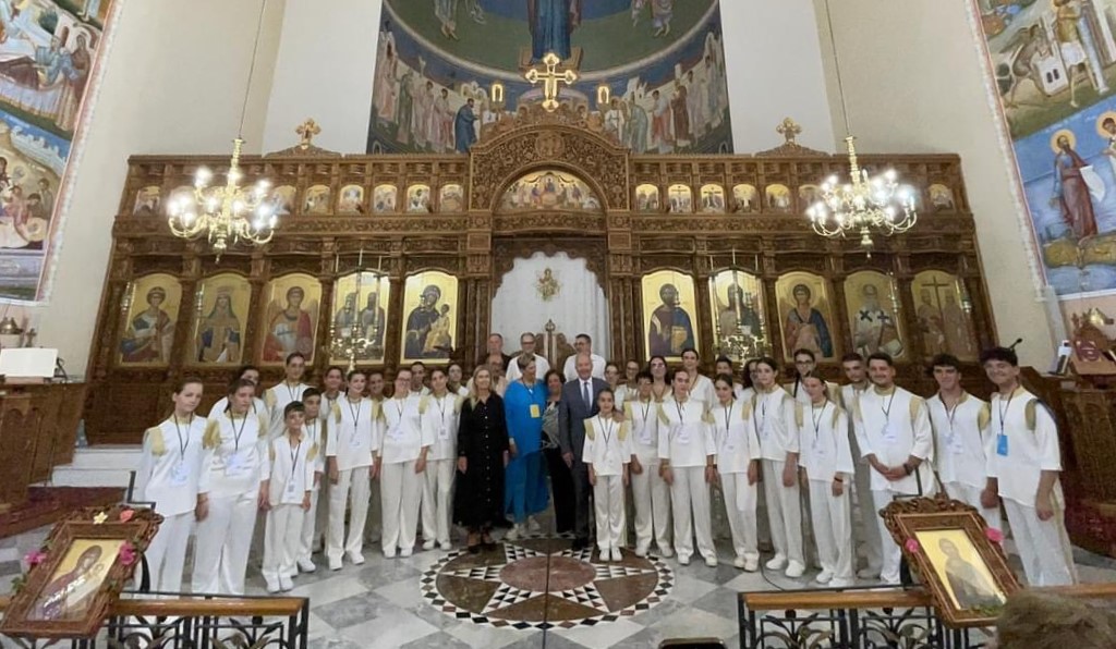 Με επιτυχία ολοκληρώθηκε η συναυλία της νεανικής χορωδίας Κέρκυρας στη Μητρόπολη Κυδωνίας