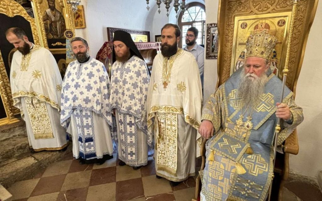 Молитвено обиљежена трећа годишњица од устоличења Митрополита Јоаникија