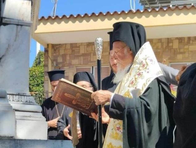 تريصاجيون لراحة نفس البطريركين يواكيم الثاني والرابع أبناء خيوس