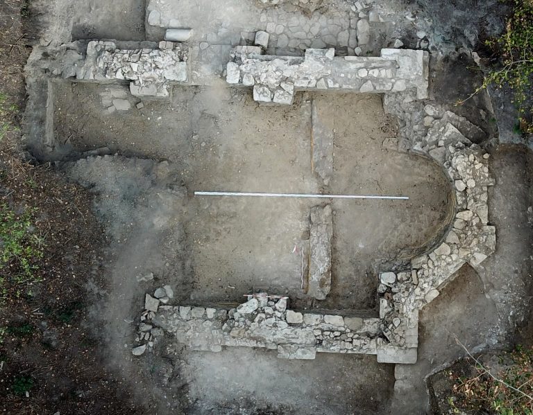 Археолози откриха останки от католикона на манастир на свети Теодосий Търновски