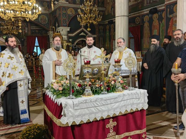 Αγιορείτικη Αγρυπνία για την Προστάτιδα των Άτεκνων ζευγαριών την Αγία Άννα στο Ναύπλιο