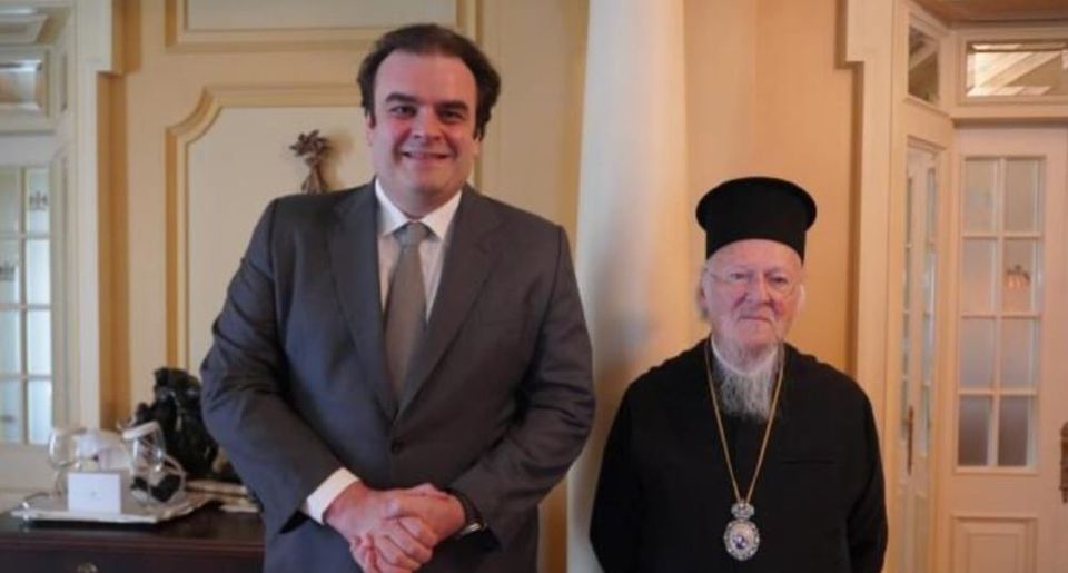 الكلي القداسة يستقبل معالي وزير التربية والتعليم اليوناني