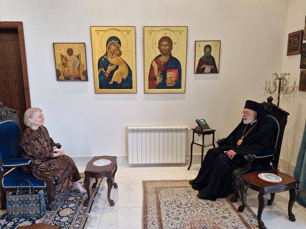 قب استقبل سيادة متروبوليت بيروت وتوابعها المطران الياس عوده النائب غسان حاصباني