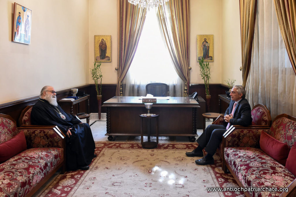 البطريرك يوحنا العاشر يستقبل السفير نيكولاوس بروتونوتاريوس القائم بأعمال اليونان لدى سورية