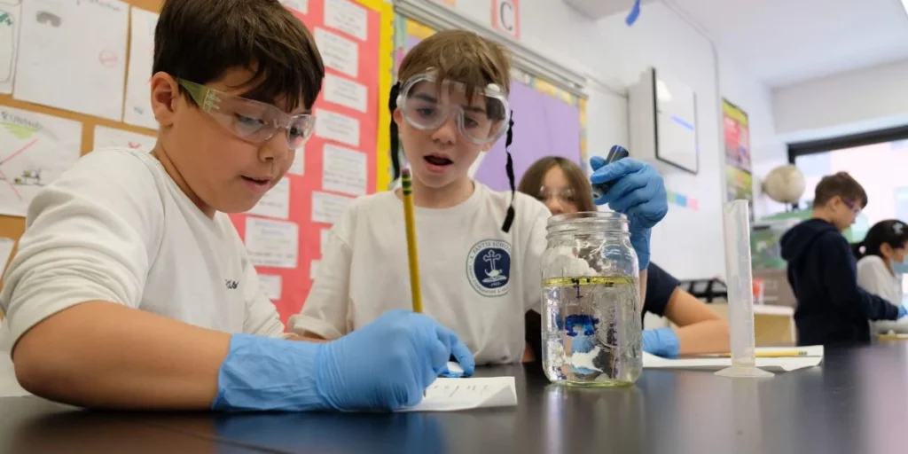 A. Fantis School of Sts. Constantine and Helen Cathedral Awarded Prestigious National Blue Ribbon Award