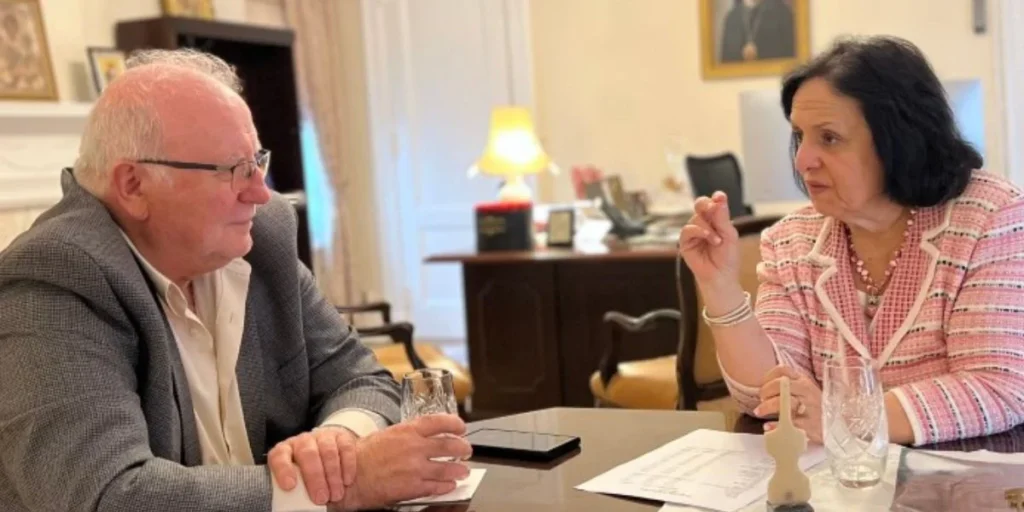 Anamniseis Speaks with Treasurer of the Greek Orthodox Archdiocese of America Elaine Allen