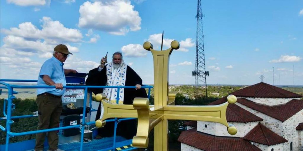 Metropolitan Constantine Blesses New Crosses in Austin and Fort Worth, TX