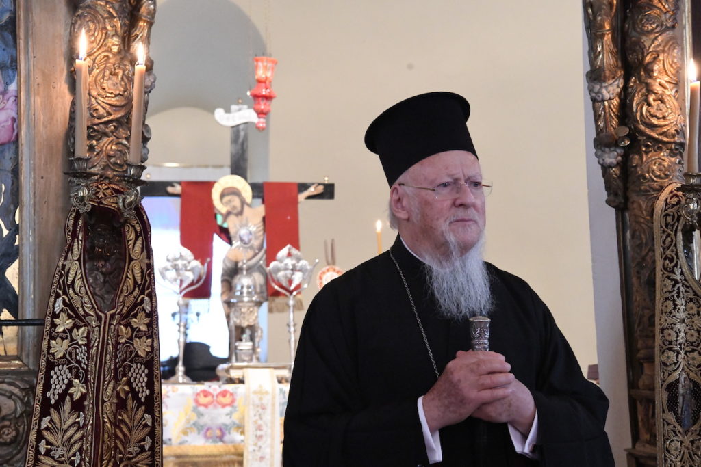 Ο Οικουμενικός Πατριάρχης απηύθυνε έκκληση για ειρήνη στη Μέση Ανατολή και εξέφρασε συμπαράσταση στην Αγιοταφιτική Αδελφότητα