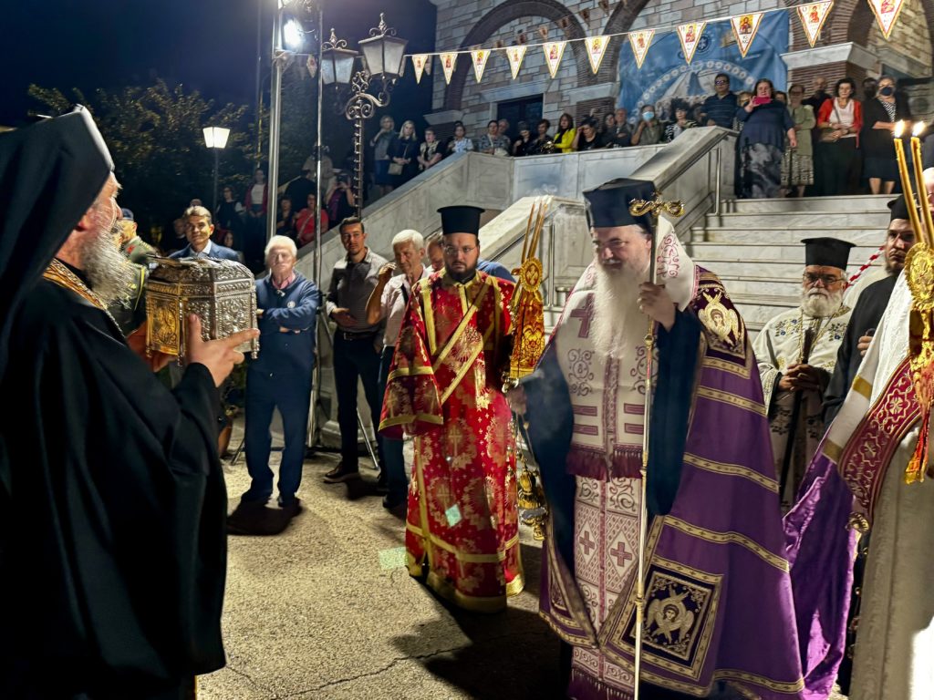 Η Καλαμαριά υποδέχθηκε την Τιμία Κάρα του Αγίου Παντελεήμονος από την Άνδρο