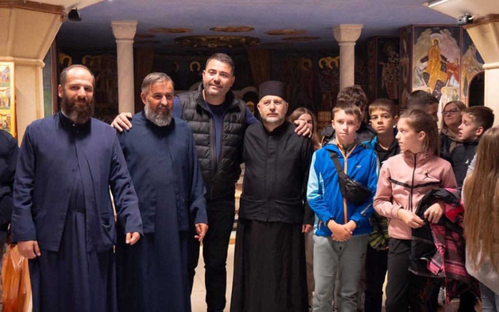 Дјеца са Косова и Метохије посјетила подгорички Саборни храм