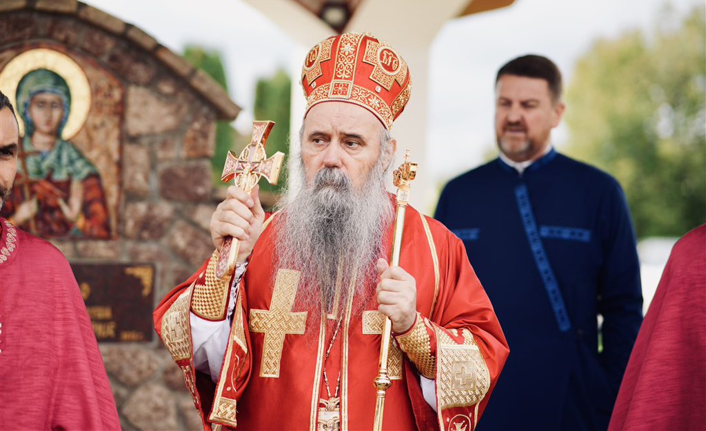 Владика Фотије: Литургија је духовно Косово поље, борба у којој имамо крст, али и васкрсење