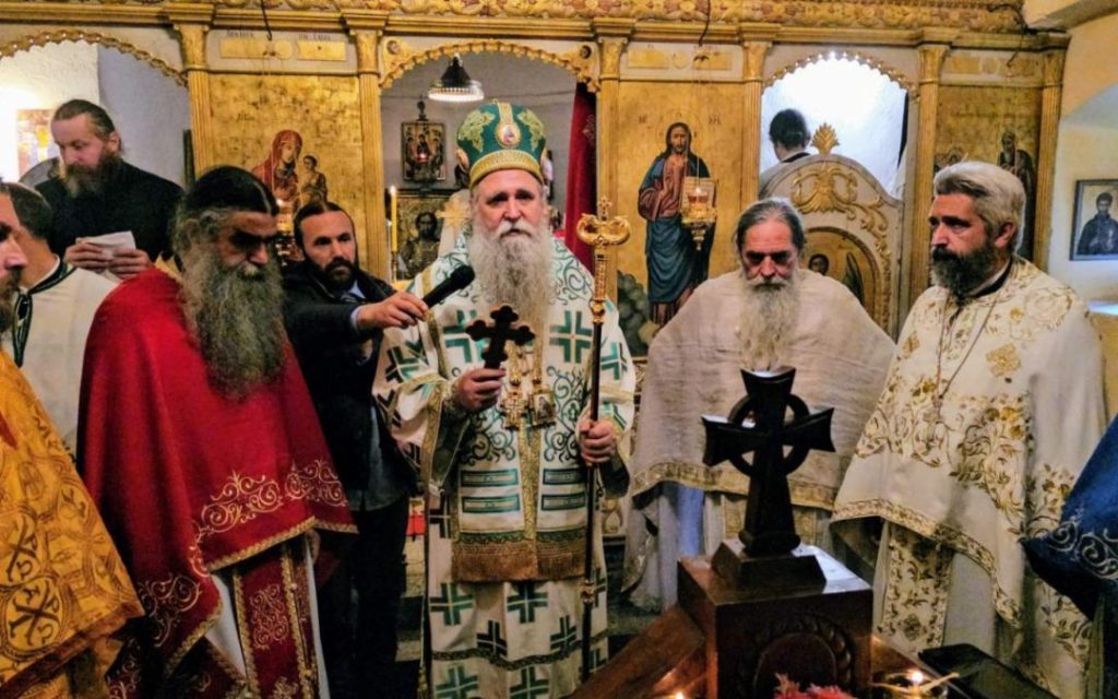 Митрополит Јоникије са свештенством служио у Брскуту: Перспектива нашег живота је у томе да будемо синови и кћери Оца Небеског