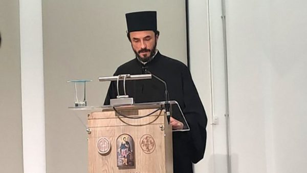 Научни скуп у Пиреју: Манифестације, утицаји и све-религијска визија Новог доба