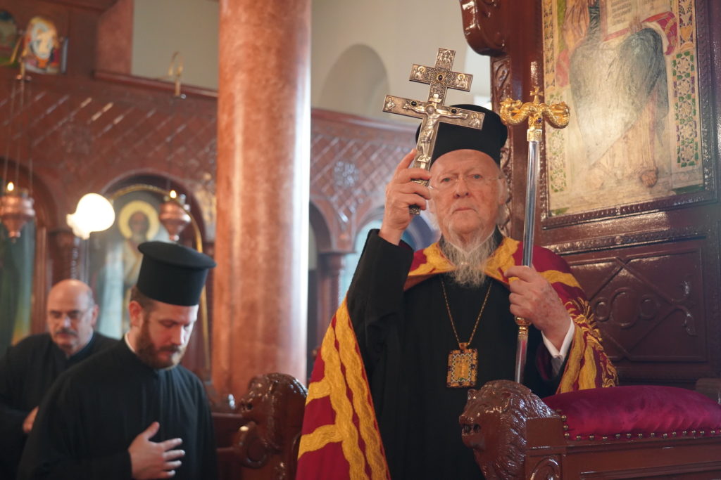 Ο Οικουμενικός Πατριάρχης στον πανηγυρίζοντα Ιερό Ναό Αγίου Μηνά Υψωμαθείων
