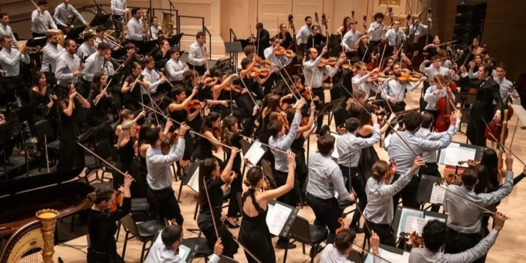 Greek Youth Symphony Orchestra’s American Debut Met with Standing Ovation at Carnegie Hall