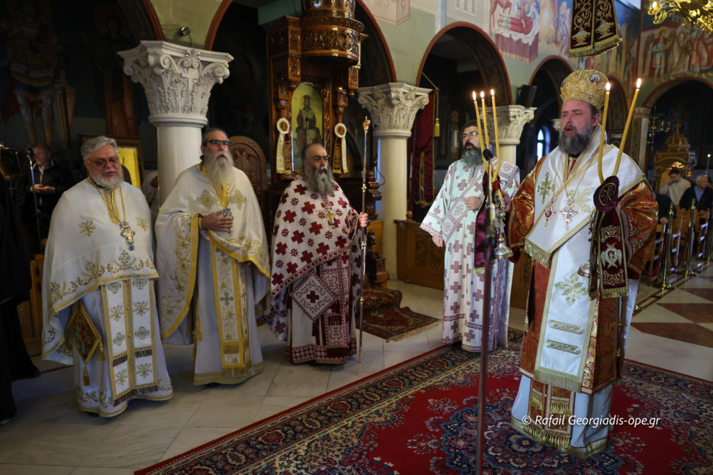 Η εορτή των Αγίων Αναργύρων στη Θεσσαλονίκη και η συμβολική κίνηση προς το ΕΚΑΒ (ΦΩΤΟ)