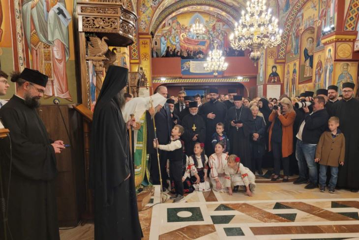 Патријарх Порфирије: Имајмо веру у Васкрслог Господа и у истину да је човек створен за вечност