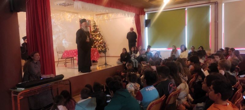 Ο Μητροπολίτης Χαλκίδος στο 3ο Δημοτικό Σχολείο Βασιλικού