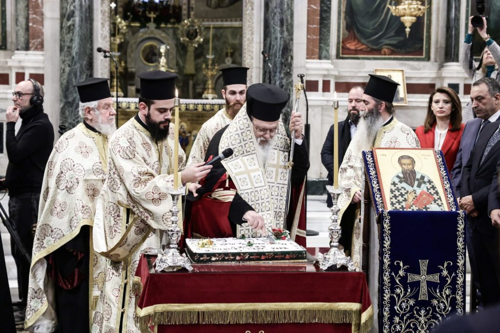 Μήνυμα ειρήνης, ενότητας και συμπόρευσης από τον Αρχιεπίσκοπο παρουσία της Πρόεδρου της Δημοκρατίας (ΦΩΤΟ)