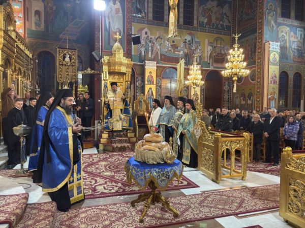 Ο Λαρίσης Ιερώνυμος για το αίσθημα δικαιοσύνης που χαρακτήριζε τον Άγιο Νικόλαο