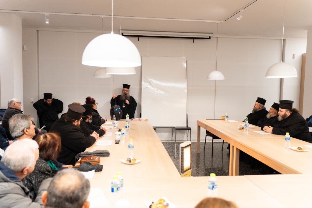 Ι.Μ. Χίου: Φιλολογικό Ειλητάριο για Ύμνους του Ρωμανού