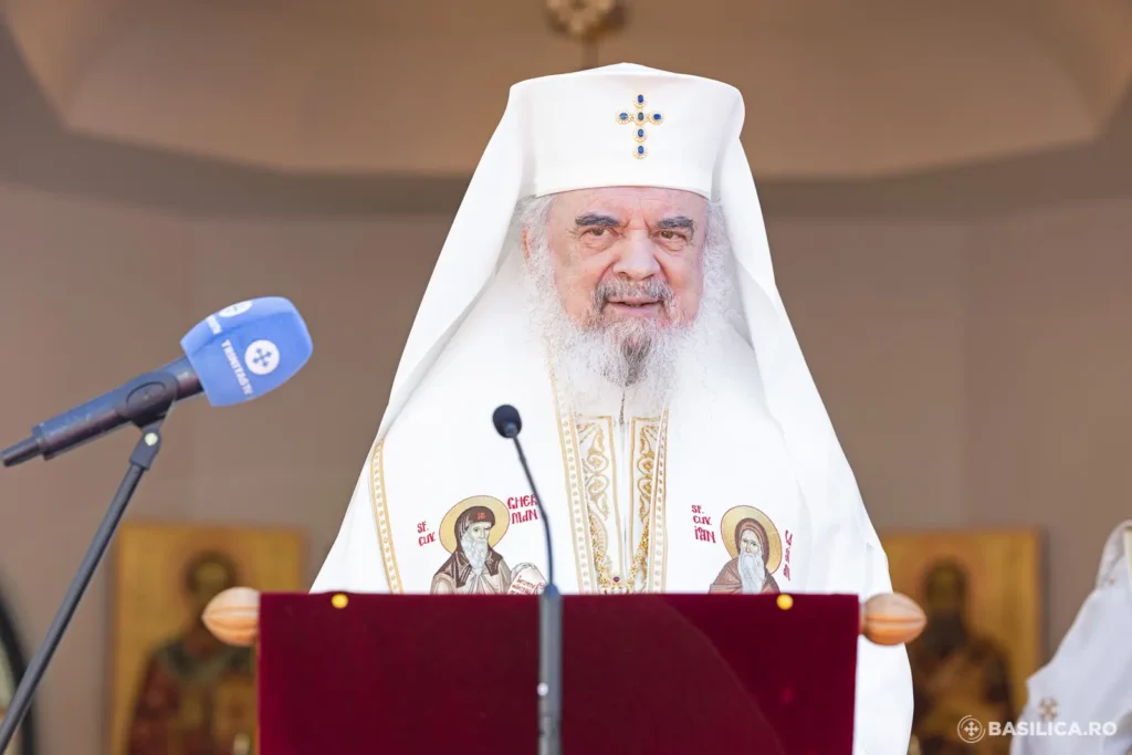 Patriarhul Daniel: Iisus voiește ca, odată cu refacerea sănătății, să se refacă și legătura oamenilor cu Dumnezeu