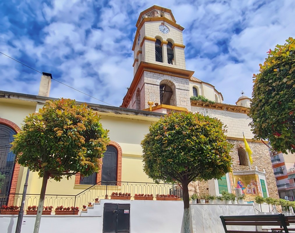 Φωταγωγείται σήμερα το χριστουγεννιάτικο καράβι στην αυλή της εκκλησίας του Αγίου Νικολάου Καβάλας