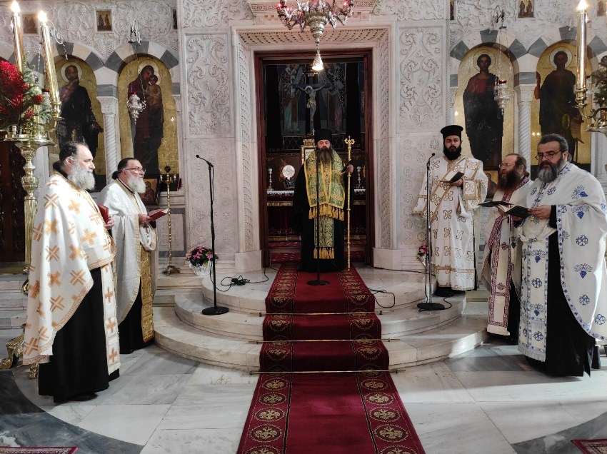 Εξόδιος Ακολουθία μακαριστής Μαρίας Τζαναβάρα