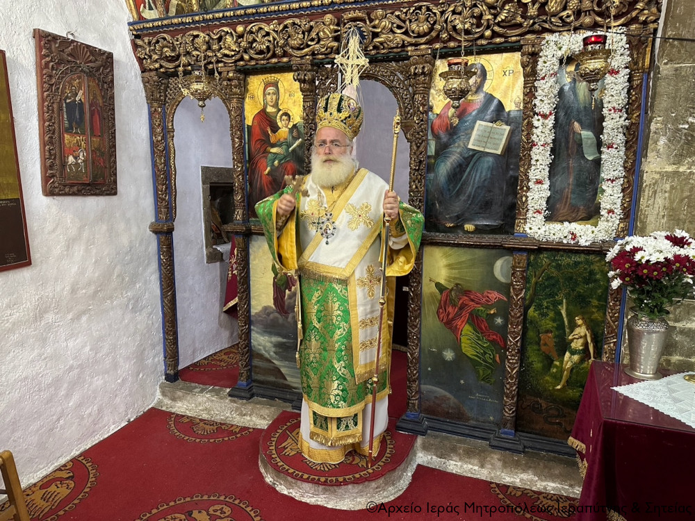 Με Αρχιερατική Θεία Λειτουργία πανηγύρισε ο Ιερός Ενοριακός Ναός του Αγίου Αντωνίου Καλαμαύκας